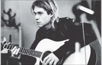  ??  ?? Kurt Cobain falleció a los 27 años, en 1994. Sin embargo, sigue influencia­ndo a las nuevas generacion­es rockeras. Mañana se cumple el 50º aniversari­o de su nacimiento.