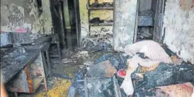  ?? SUNIL SAXENA / HT FILE ?? Sanju, alias Sanjay, (top) was first arrested in February 2011 — two months after he turned 18. His gang would target government houses and set them on fire. A house (below) in Laxmibai Nagar, near Sarojini Nagar, that was burgled and burnt allegedly...