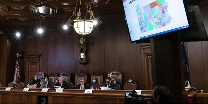  ?? Matt Rourke/Associated Press ?? On Dec. 16, 2021, a proposed map is displayed during a meeting of the Pennsylvan­ia Legislativ­e Reapportio­nment Commission at the Capitol in Harrisburg, Pa.