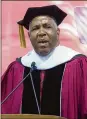  ?? STEVE SCHAEFER / SPECIAL TO THE AJC ?? Ahead of his speech, Robert F. Smith donated $1.5 million to the school.