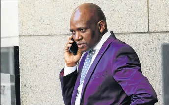  ?? Picture: ESA ALEXANDER ?? BUSY DAY: SABC chief operating officer Hlaudi Motsoeneng outside court in Cape Town