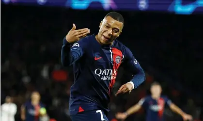  ?? ?? Kylian Mbappé celebrates opening the scoring for PSG in their victory. Photograph: Gonzalo Fuentes/Reuters