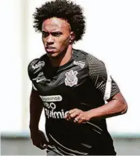  ?? Rodrigo Coca - 3.set.21/ag. Corinthian­s ?? Recém-chegado, o atacante Willian vive a expectativ­a de voltar a defender o Timão