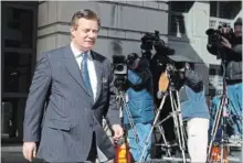  ?? JOSE LUIS MAGANA THE ASSOCIATED PRESS ?? Paul Manafort leaves a Washington court on Wednesday.