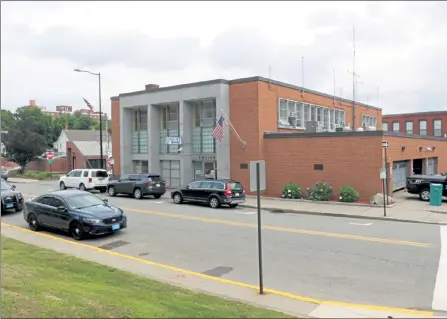  ?? SENTINEL & ENTERPRISE FILE PHOTO ?? The existing Leominster Police Station located on Church Street.