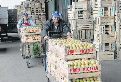  ?? Télam ?? “Buscamos que haya transparen­cia, y no vivos que se aprovechen de la crisis”, sostienen.