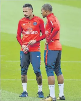  ?? FOTO: GYI ?? Neymar y Mbappé, primer entrenamie­nto juntos El tándem puede estrenarse en Metz