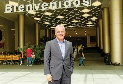  ?? FOTO ?? Carlos Mario Giraldo, presidente de Grupo Éxito lanzó el centro comercial Viva Envigado, en el Sur del Valle de Aburrá y una zona de influencia de 3,1 millones de personas.