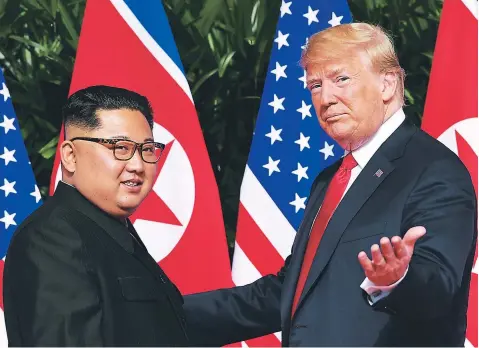  ?? FOTOS: SAUL LOEB/AGENCIA AFP ?? En junio pasado, el presidente Trump se encontró en Singapur con el líder de Corea del Norte, Kim Jong-un.