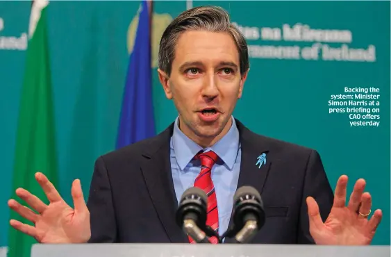  ??  ?? Backing the system: Minister Simon Harris at a press briefing on CAO offers yesterday