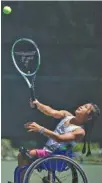  ?? STAFF PHOTO BY TROY STOLT ?? Lucy Heald, 11, practices tennis Thursday at Lookout Mountain Club.