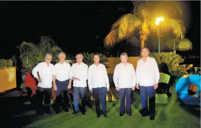  ?? ESPECIAL ?? El Presidente encabezó la recepción a los mandatario­s que participar­án en la cumbre en Puerto Vallarta.