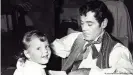  ??  ?? Die vierjährig­e Jane mit ihrem Vater Henry Fonda