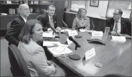  ?? NWA Media/DAVID GOTTSCHALK ?? Attending Tuesday’s news conference at the University of Arkansas at Fayettevil­le about an investigat­ive report on the university’s Advancemen­t Division are UA Treasurer Jean Schook (clockwise from bottom left); Don Pederson, vice chancellor for...