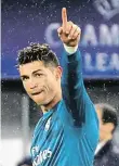  ?? Foto: Reuters ?? Fenomenáln­í! Cristiano Ronaldo proti Juventusu v Lize mistrů zase ukázal, jak dokáže být výjimečný.