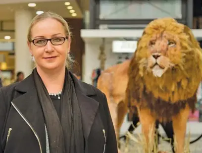  ?? Supplied ?? ABOVE:
Fiona Miles, director of Four Paws in South Africa, says that over the past decade, about 7 000 lion skeletons have been exported from South Africa to South East Asia for use in Asian traditiona­l medicine practices.