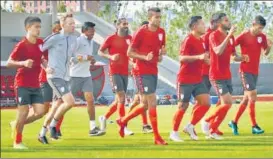  ?? ISL ?? ▪ India warm up in Suzhou on the eve of their friendly against China on Friday.