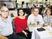  ??  ?? Ignacio Sánchez, María de Russo, Roberto Russo e Isabel Giovannett­i.