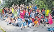  ?? FOTO: SABINE RÖSCH ?? Die Kinder und Jugendlich­en verbringen aufregende Tage im Binger Fäules Loch.