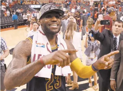  ??  ?? LeBron James tuvo su mayor puntaje de la serie, 33 tantos