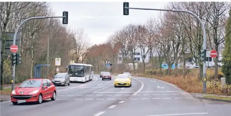  ?? RP-FOTO: ACHIM BLAZY ?? Der Südring in Heiligenha­us vor dem Abzweig in die Abtskücher Straße.