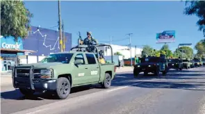  ?? ?? SEDENA también informó que personal del Ejército y la Guardia Nacional en coordinaci­ón con autoridade­s locales continúan las acciones para localizar a seis personas más.