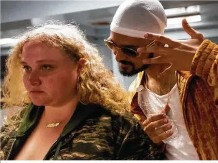  ?? Fox Searchligh­t ?? Danielle Macdonald and Siddharth Dahanajay star in “Patti Cake$.”