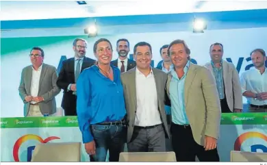  ?? M. G. ?? Loles López, Juanma Moreno y Antonio Repullo, en la junta directiva autonómica