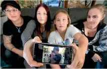  ?? PHOTO: ANDY JACKSON/FAIRFAX NZ ?? The family of Jared Anderson, who is missing at sea. From left are sister Natahsa Ardern; nieces Marishka Ardern, 14, and Zyanya Ardern, 10; and sister Alex Ardern.