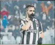  ??  ?? Pjanic podría fichar por el