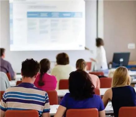  ?? Photo : Canva ?? Les étudiants assisteron­t à des cours allant de la biologie à la philosophi­e et seront évalués sur la réalisatio­n de projets.
Le Learning Planet Institute, centre de recherches pluridisci­plinaires situé à Paris, accueiller­a, à la rentrée, le Bachelor Act.