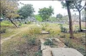  ?? HT PHOTO ?? Out of more than 250 graves in Bihar’s Purnia district, about 200 have been vandalised, local residents and experts said.