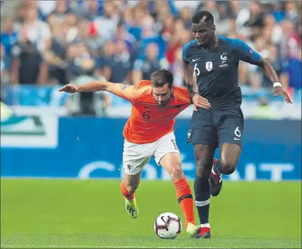  ?? FOTO: EFE ?? Paul Pogba, en el Francia-Holanda de anoche. La selección ‘bleu’ ganó 2-1 al equipo que dirige Ronald Koeman