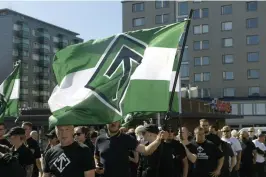  ?? FOTO: LEHTIKUVA/VESA MOILANEN ?? Nordiska motståndsr­örelsen demonstrer­ade i Åbo i augusti.