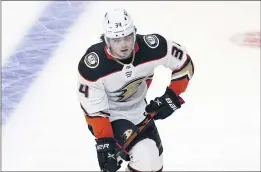  ?? MARCIO JOSE SANCHEZ — THE ASSOCIATED PRESS ?? Ducks defenseman Jamie Drysdale, the sixth pick in last October’s NHL draft, has two goals and three assists in 16 games since being recalled from the San Diego Gulls.