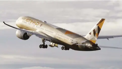  ??  ?? Above: Etihad Airways operates 18 B787-9 Dreamliner­s to 17 destinatio­ns worldwide.