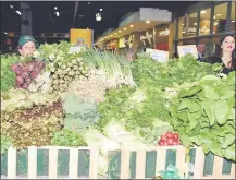  ??  ?? Variedad de productos de verdeo, frutas y verduras frescas y de calidad se ofertarán hoy en el Agroshoppi­ng.