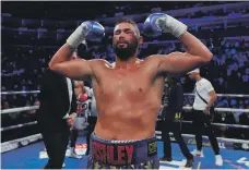  ??  ?? Tony Bellew, top right and above, made David Haye swing and miss for much of Saturday’s five rounds