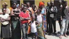  ?? EDIÇÕES NOVEMBRO ?? Milhares de cidadãos da RDC tentam entrar em Angola