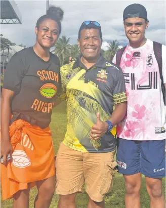  ?? Photo: Mereleki Nai ?? From left; Asinate, maestro Waisale Serevi Snr and Junior at Lawaqa Park, Sigatoka on January 18, 2019.