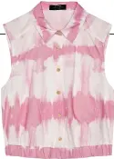  ??  ?? Sleeveless shirt, £17.99, bershka. com