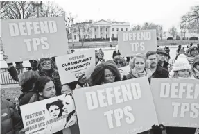  ?? PABLO MARTINEZ MONSIVAIS/AP ?? Protesters rally near the White House on Jan. 8, one of many demonstrat­ions to demand protection for immigrants.