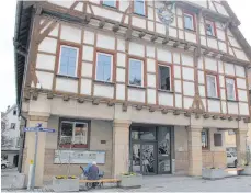  ?? FOTO: ARC ?? Das Rathaus in Blaubeuren ist jenen geöffnet, welche zuvor einen Termin vereinbart haben.