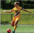  ?? LARRY LEVANTI — ROWAN ATHLETICS ?? Rowan’s Arianna Durling, a Steinert High grad, in action for the Profs.