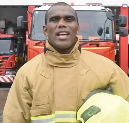  ??  ?? Flying Fijians flanker Mosese Voka ready to help clear the debris left by clyclone Herold.Photo:(FIRE AUTHORITY) .