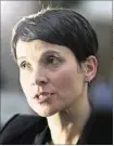  ??  ?? Die Staatsanwa­ltschaft macht Ernst, beantragte die Aufhebung der Immunität von Frauke Petry (42, AfD).