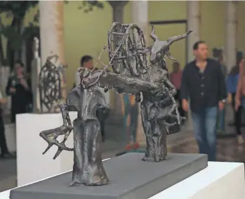  ??  ?? 11 artistas participar­on en “Panorama de lo diverso”. Entre ellos, Carlos Génova y Ezquerro.