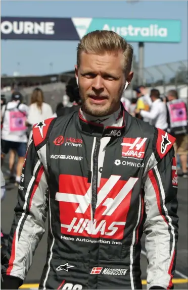  ?? FOTO: ALL OVER PRESS ?? – Han er vist bare irriteret over, at vi er foran, siger Kevin Magnussen.