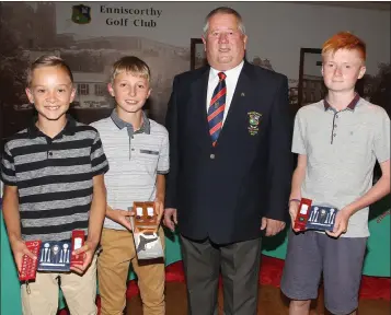  ??  ?? Juniors Competitio­n winners Luca Sludds, Mark Furlong, Jack Murphy (captain) and Adam Murphy at the Captain’s Prize presentati­on in Enniscorth­y.