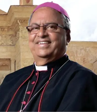  ??  ?? Vicario de SDE. Recibió el orden episcopal el pasado 26 de agosto como obispo auxiliar de la Arquidioce­sis de Santo Domingo.